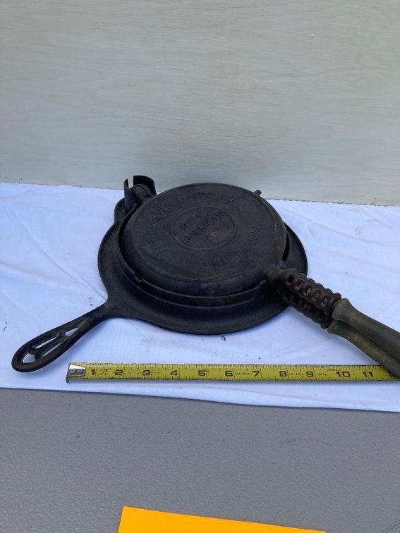Griswold Erie New American No. 8 waffle iron