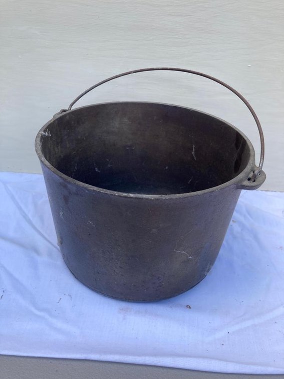 Cast iron Wagner Ware 8 kettle