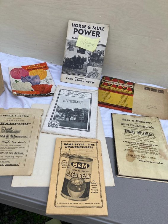 Lot of paper w/ farming and agriculture themed booklets