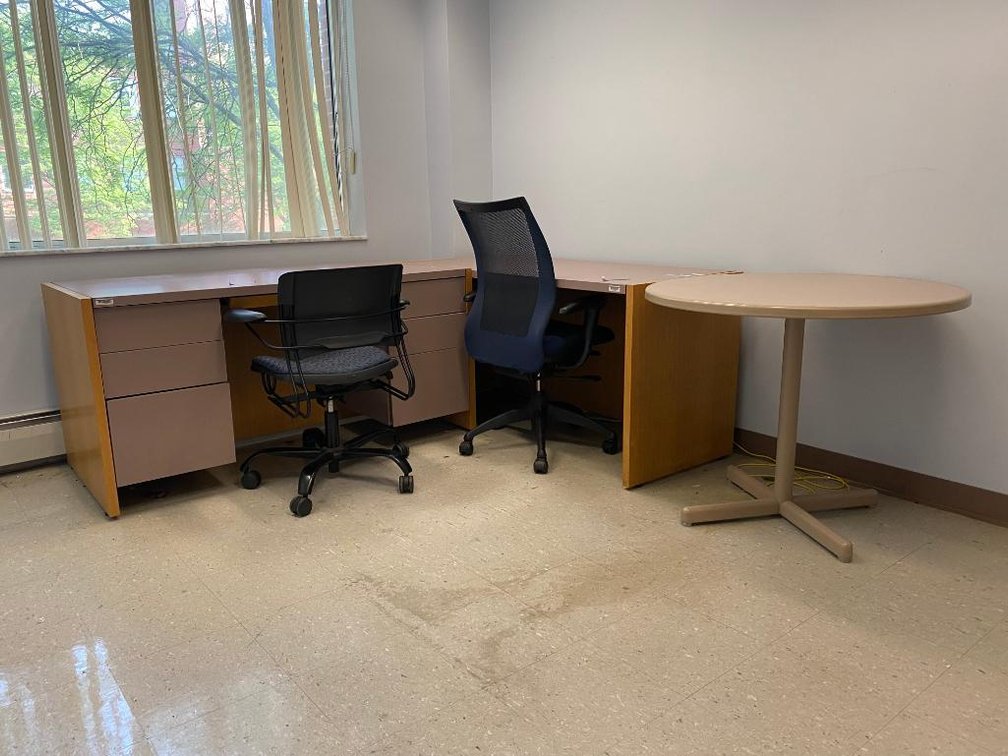 2 Desks, 2 Tables and 2 Office Chairs