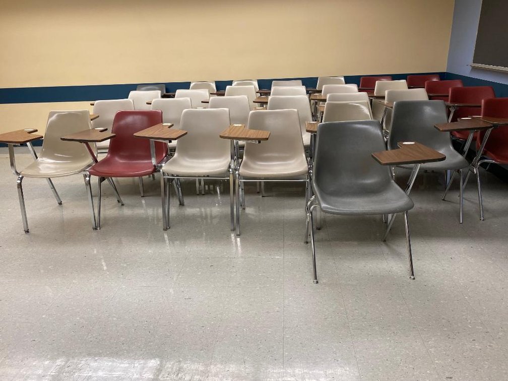 33 Desks