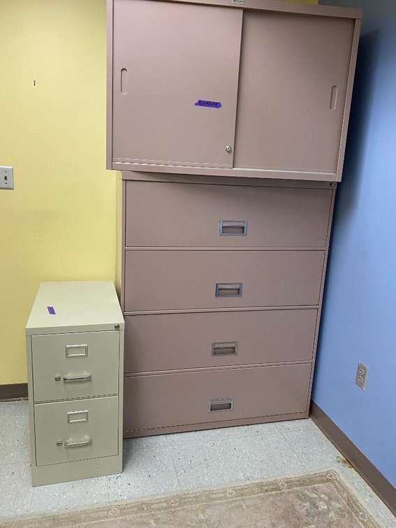 2 Filing Cabinets
