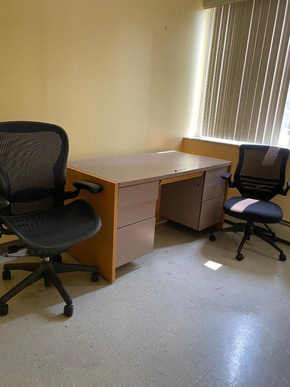 Desk and 2 Chairs