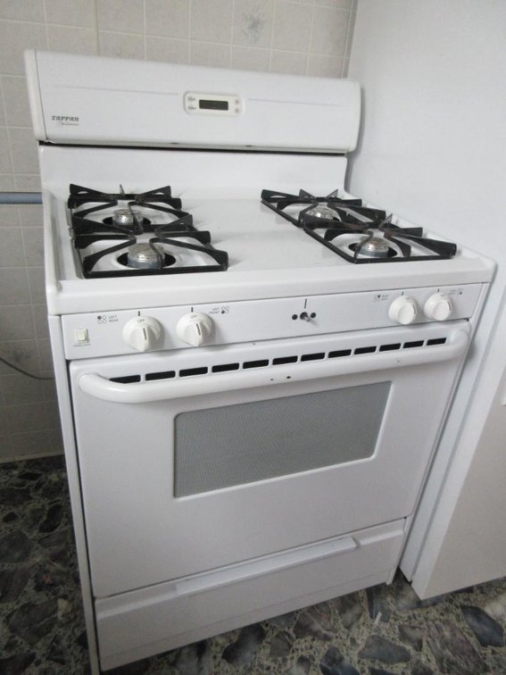Tappan gas range