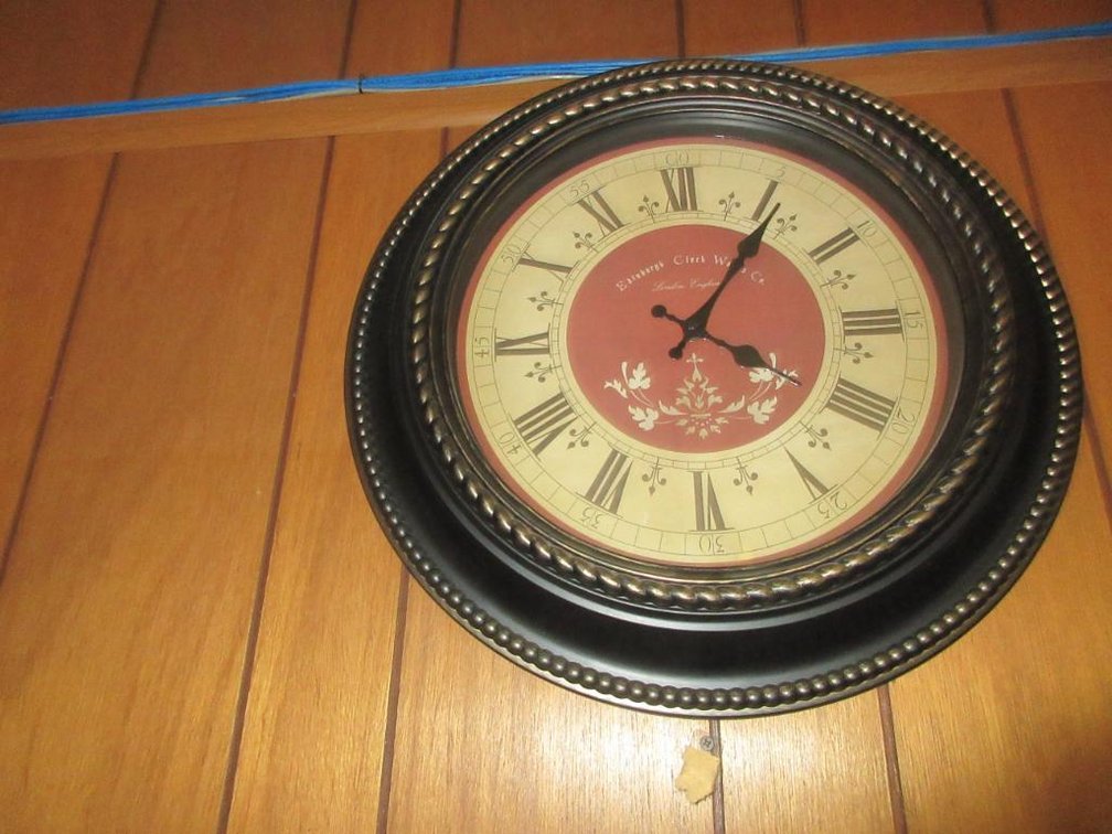 Wall clock