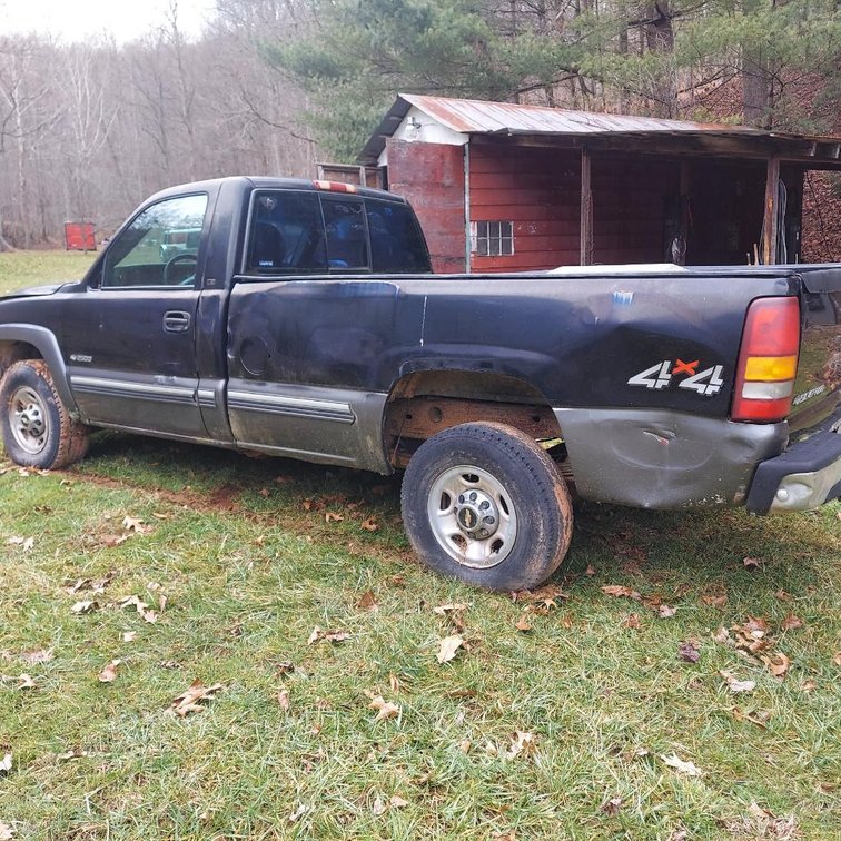 1999 Chevrolet 2500 Nonrunning (HAS TITLE & Has Key) VIN#1GCGK24U6XE248056