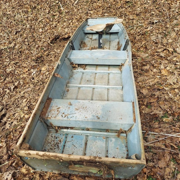 Aluminum Flat Bottom John Boat Approx. 12'