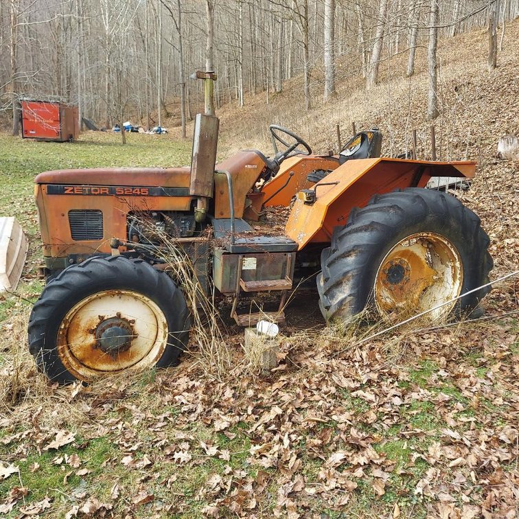 Zetor 5245 With Frontend Loader Nonrunning (Has Key)