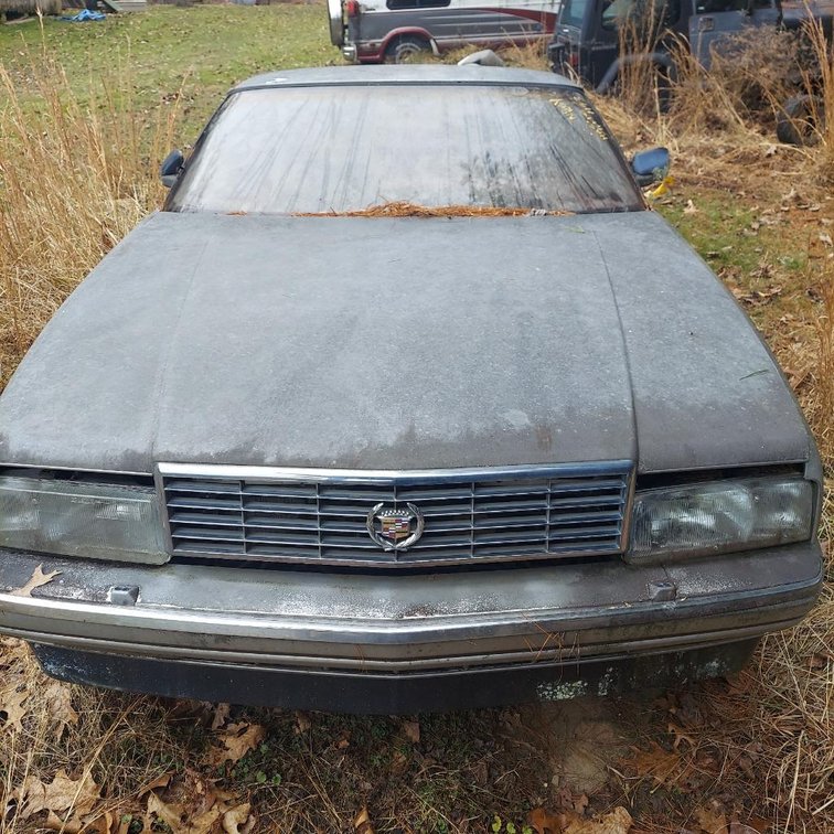 1987 Cadillac Allante Nonrunning VIN# 1G6VR3173HU101193 ( Has Title & NO KEY)