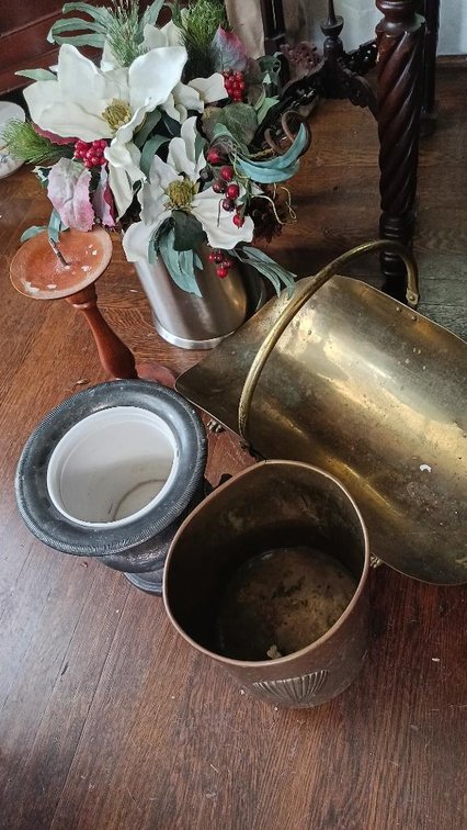 Misc. decorative items