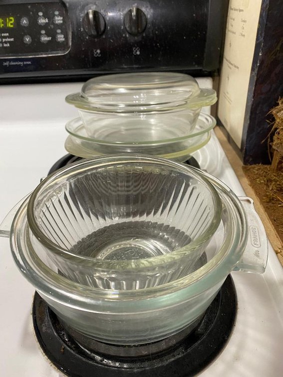 Pyrex glass baking items
