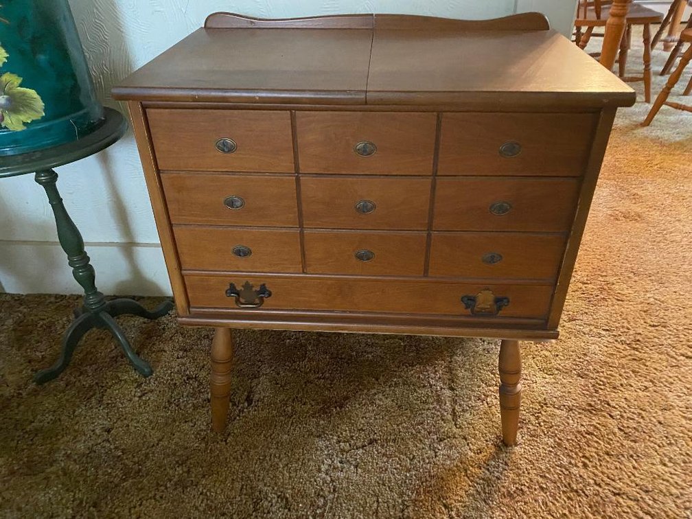 Lift-top side table