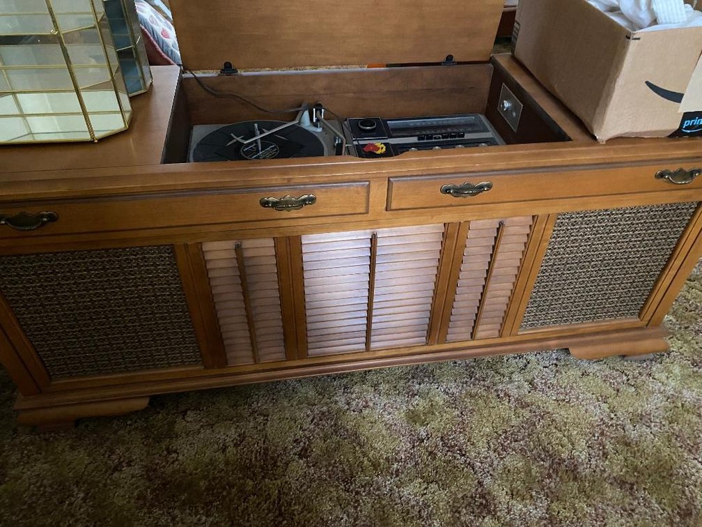 RCA Victrola New Vista home stereo w/ radio