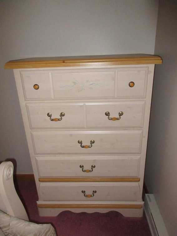 5-Drawer chest of drawers