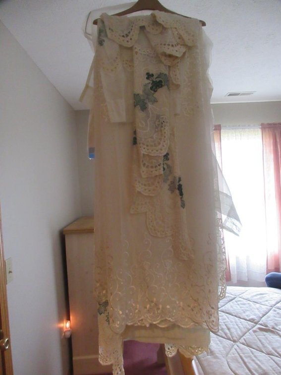 Curtain set