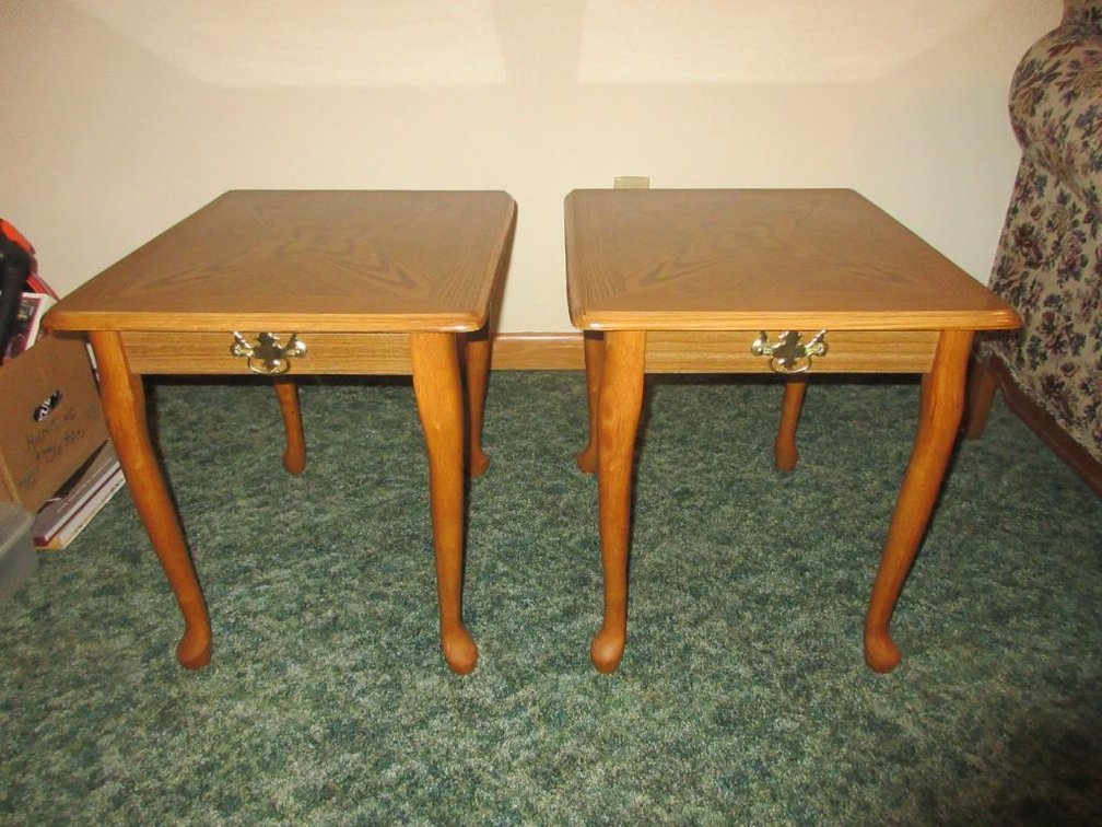 2 End tables