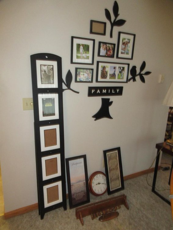 Wall d�cor and picture frames