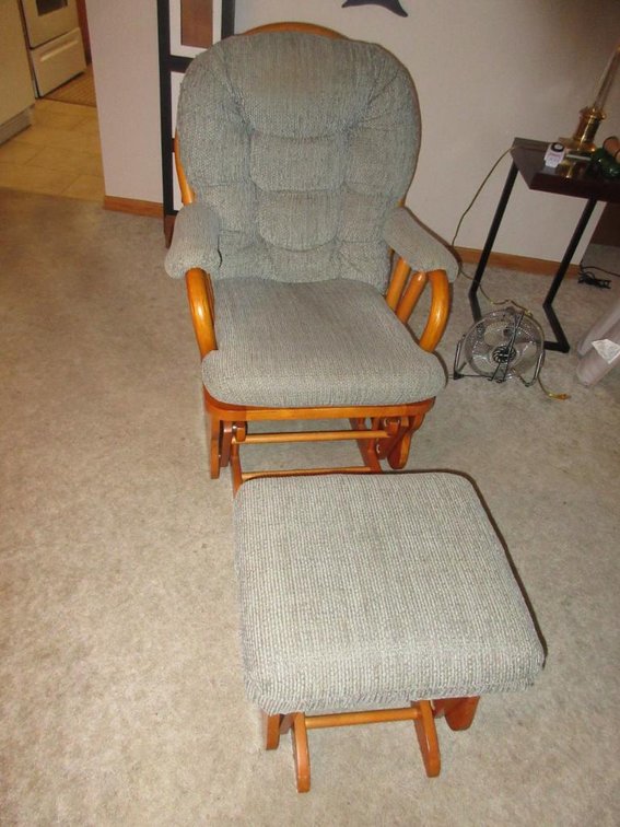 Glider w/ foot rest