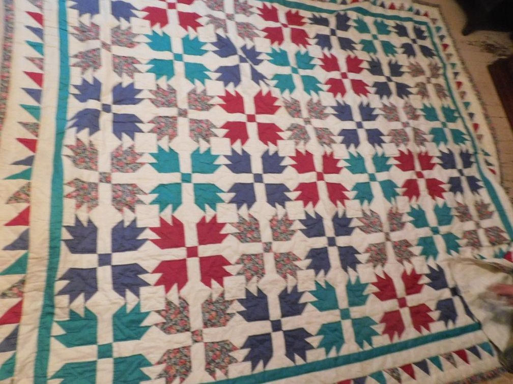Manufactured quilt w/shams