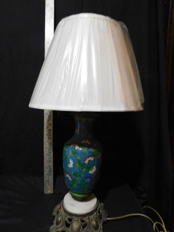 Small porcelain lamp