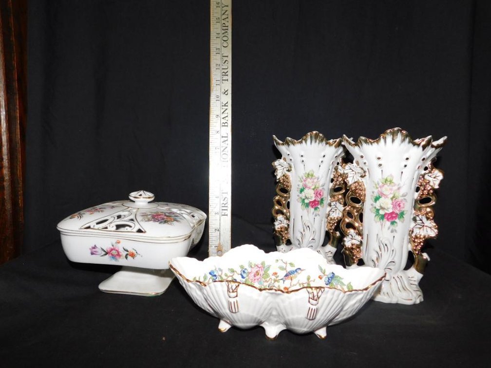 Porcelain vases and covered candy