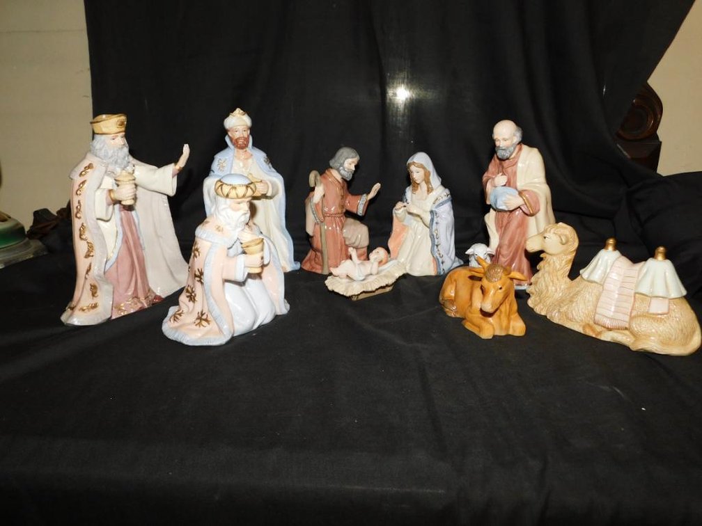 Porcelain Nativity set in box