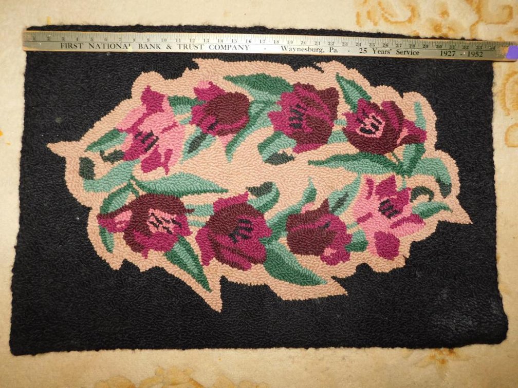 Latch hook rug