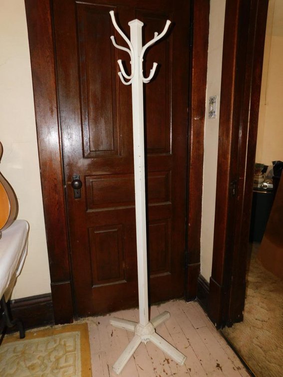 White metal coat tree