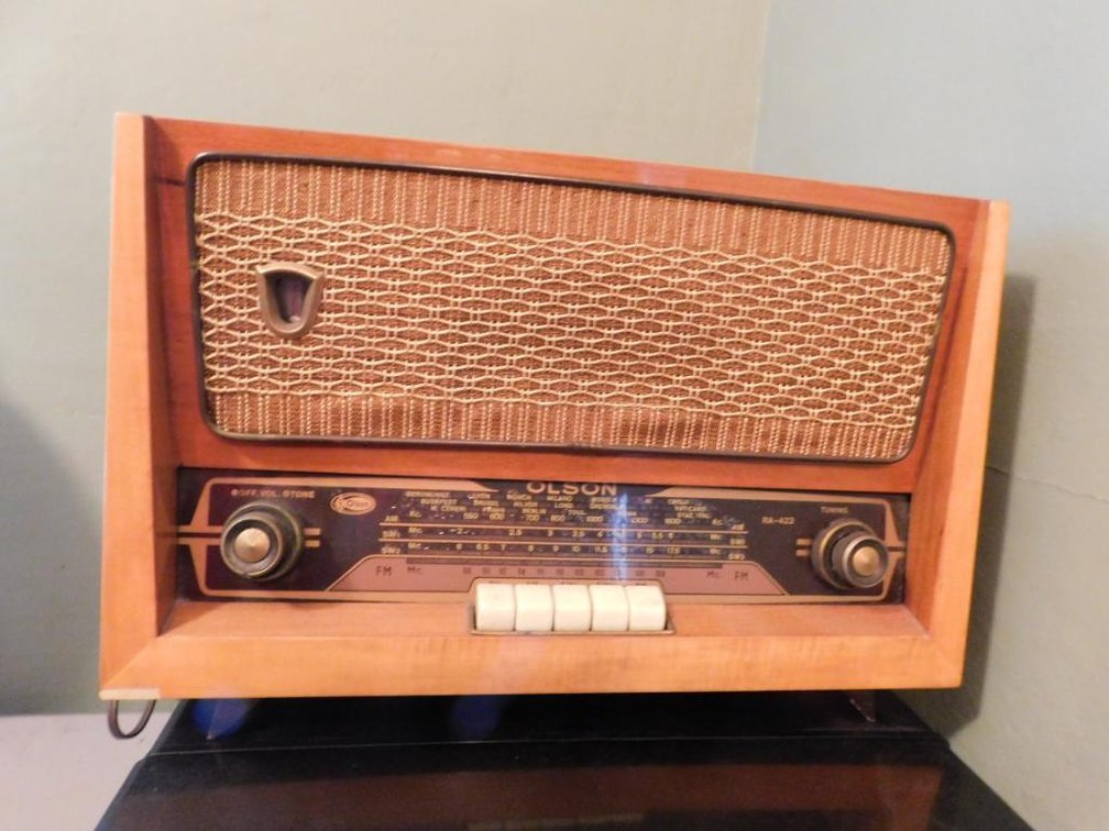 Olson radio