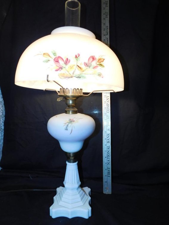 Milkglass and handpainted lamp
