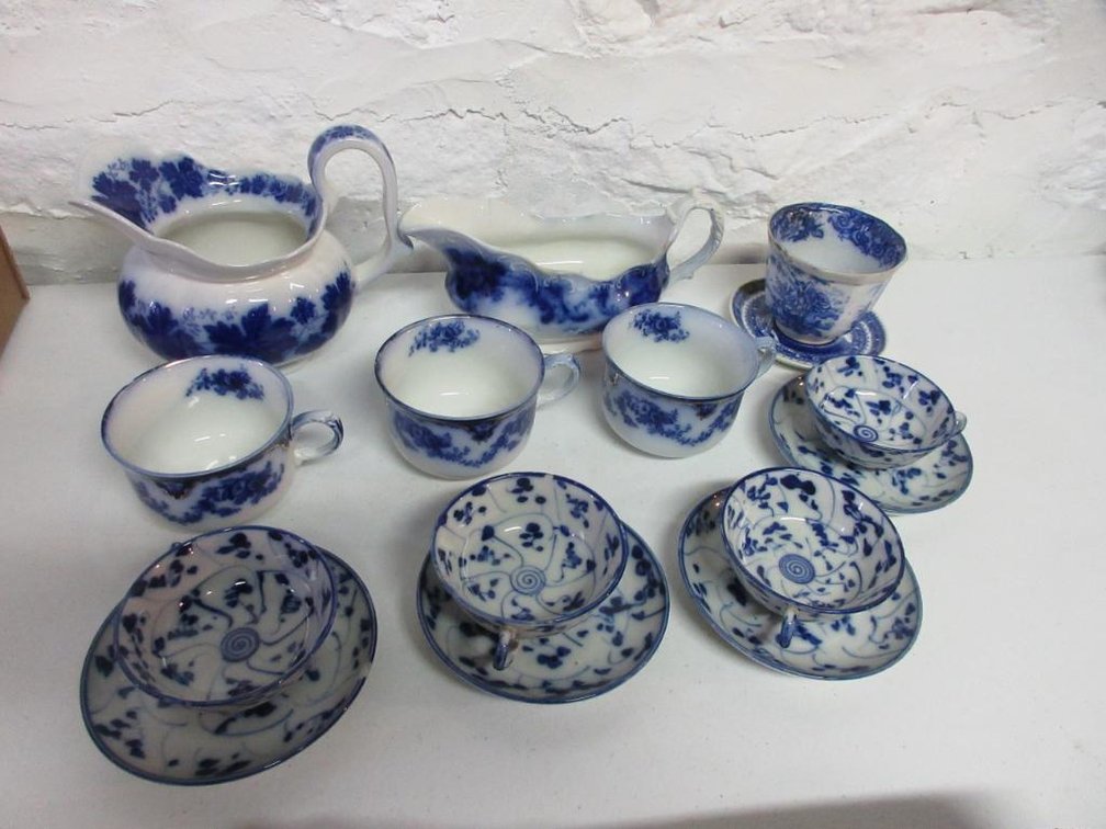 Blue and white China pieces