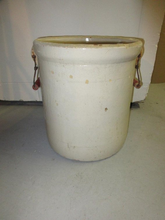 Crock