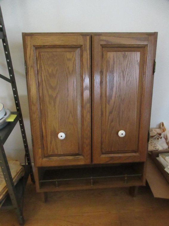 Wall cabinet