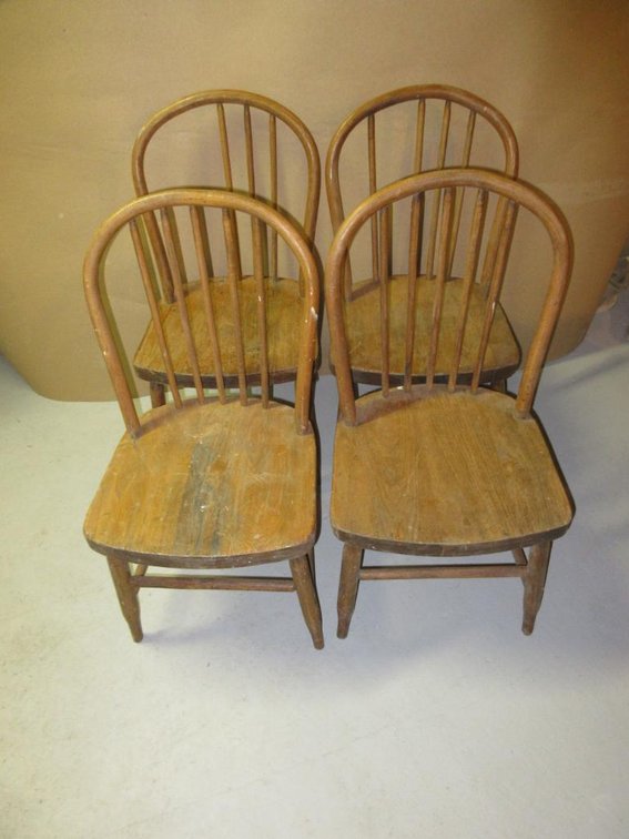 4 Wooden children's chairs