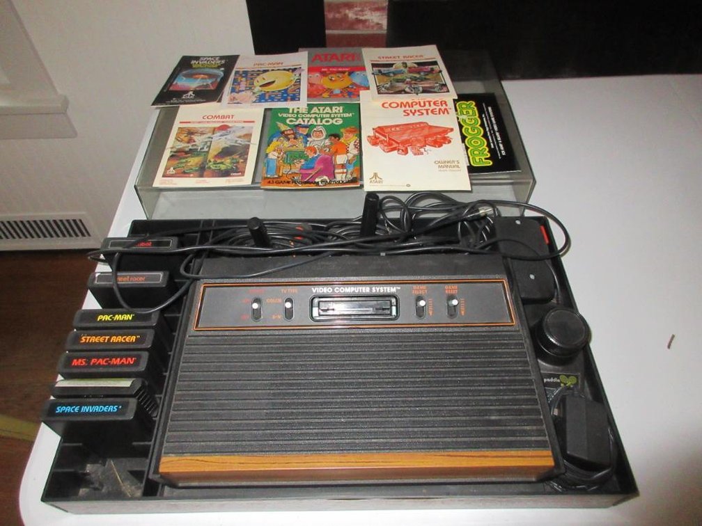 Atari w/ 7 games and controllers