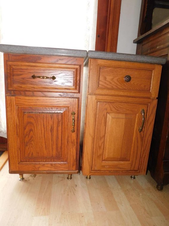 2 Cabinets