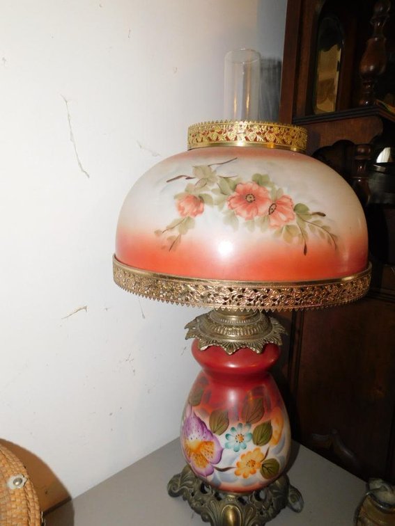 27" Handpainted brass-trimmed lamp