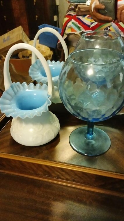 Two glass decretive items