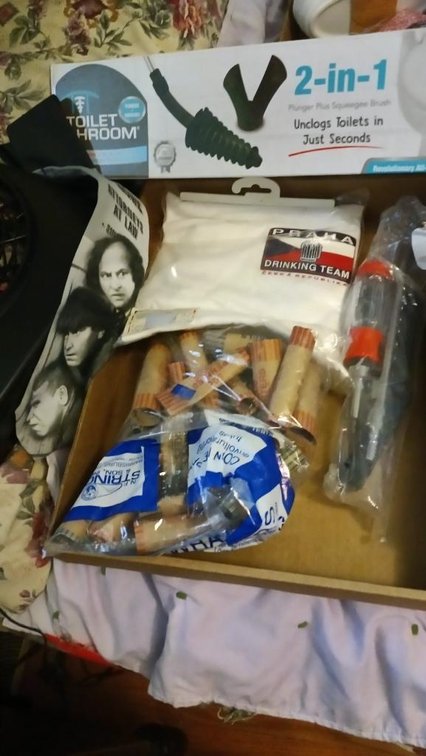 Misc. items includes 3 Stooges necktie, fan and more
