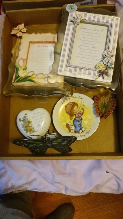 Mother themed d�cor