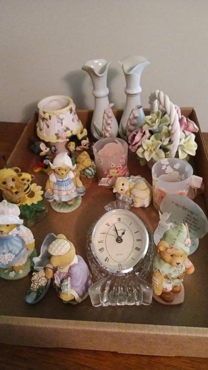 Cherished Teddies and misc. d�cor