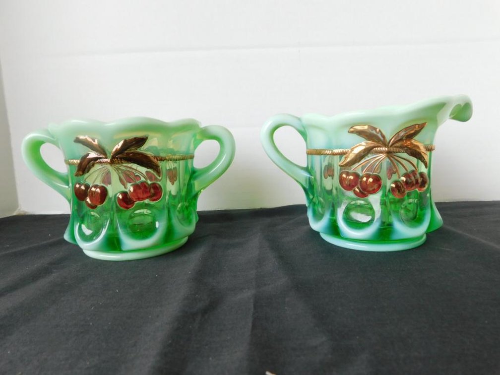Northwood cherry sugar and creamer