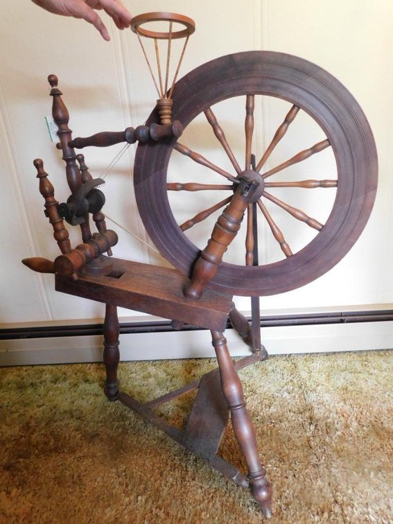 Antique spinning wheel complete w/ flax holder