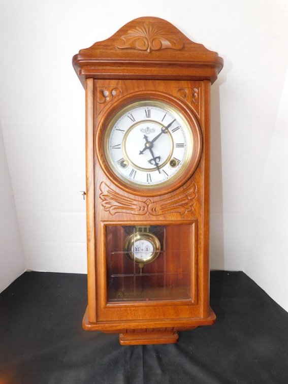 Wall clock D&A; no key included