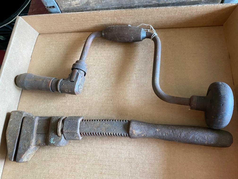 2 Vintage hand tools, a brace and a wrench