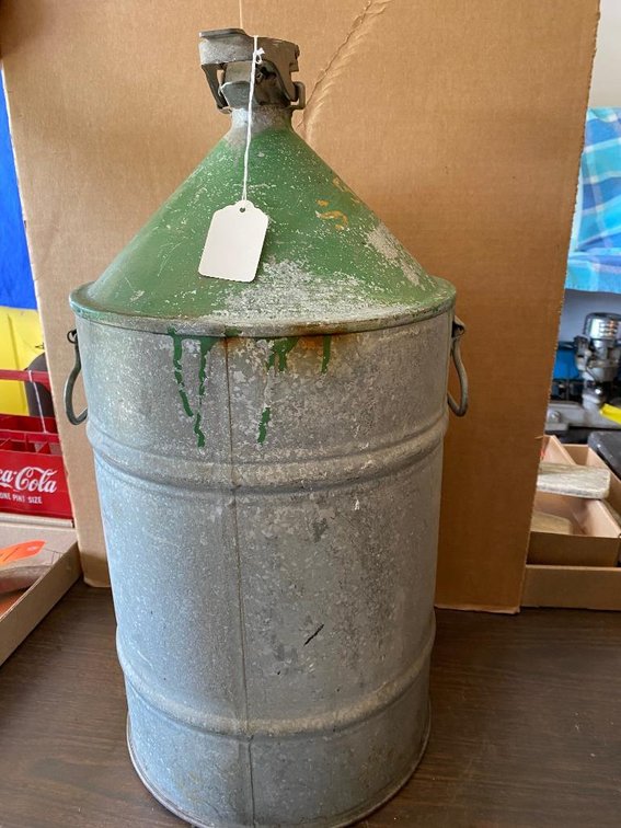 Vintage safety can