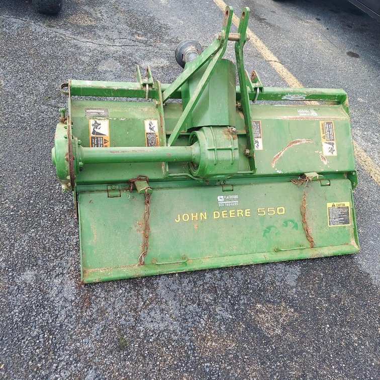John Deere 550 Tiller