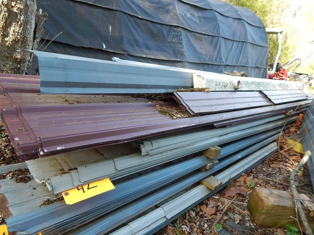 1 Lot of gray tin - APPROX 15'