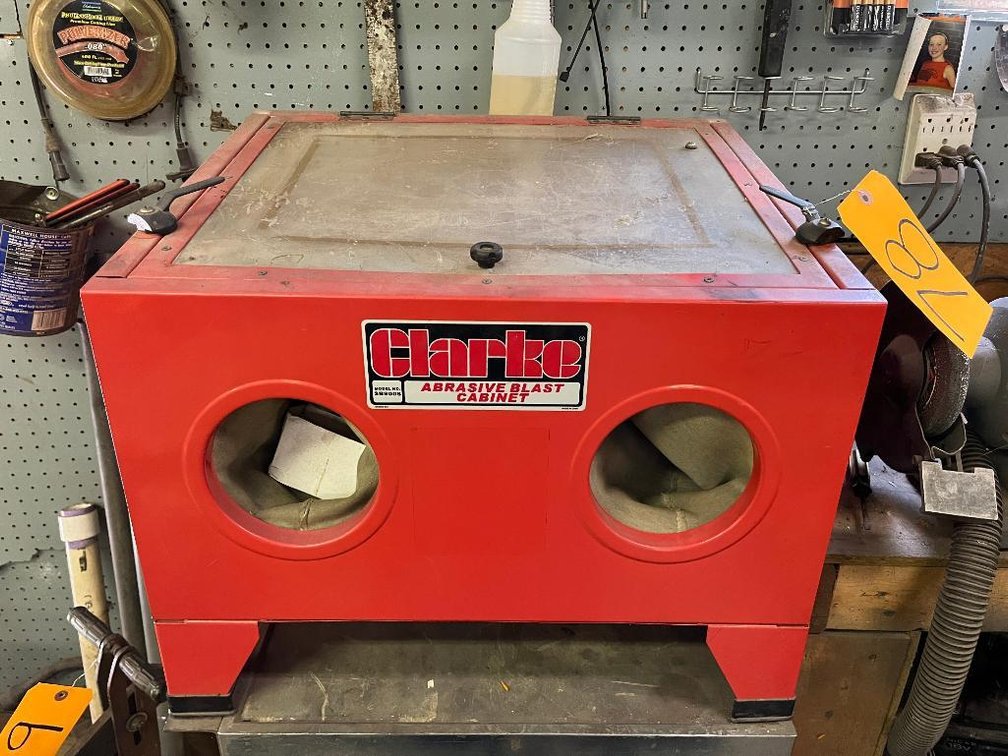 Table top Clark abrasive blast cabinet model SB9006