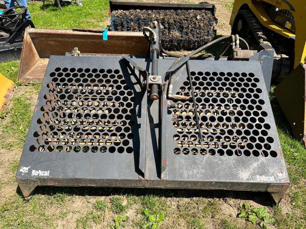 Bobcat brand LR6B Rock Hound